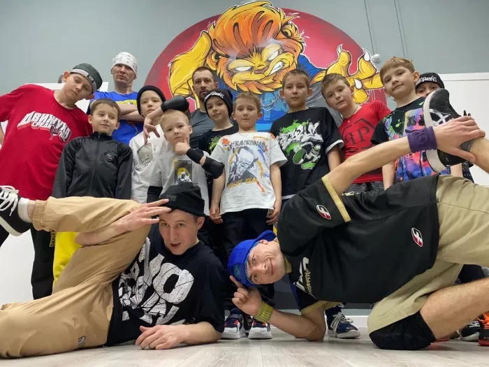 Танцевальная студия In Force  в  Новосибирске