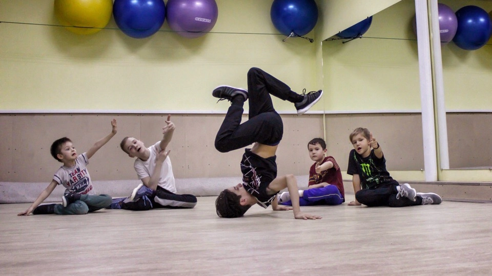 Школа брейк данса "БрейкНск"