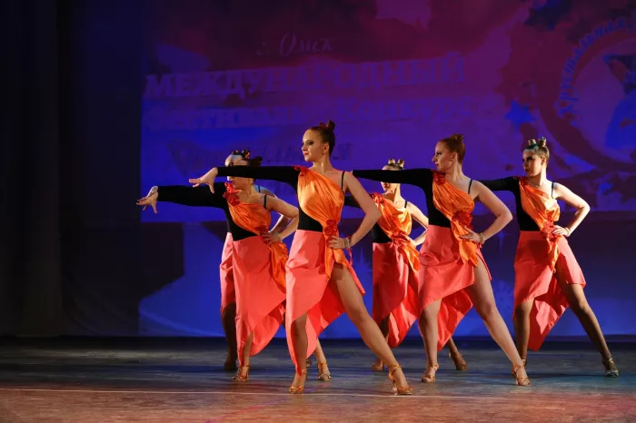 Танцевально-спортивный клуб Зодиак-Сибирь  в  Новосибирске