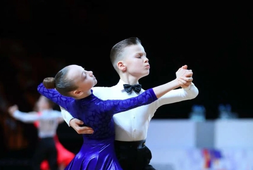 Танцевальный клуб AksenovDANCE в Новосибирске: Танцы, Хореография, Зал, Тренировка, Школа, Учимся,