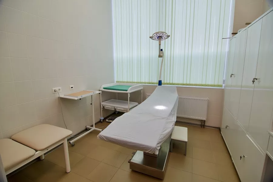 СМ-Клиника на Малой Балканской в Санкт-Петербурге: Бесплатная Консультация, Детская Больница, Детская Клиника, Диагностика Внутренних Органов, Современное Оборудование, Врач на дом,
