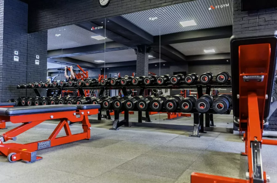 Фитнес-центр FFGYM в Новороссийске: Йога, Пилатес, Тренажёрный зал, Фитнес-бар, Массаж, Тренировки, Занятия с весом, Зумба,