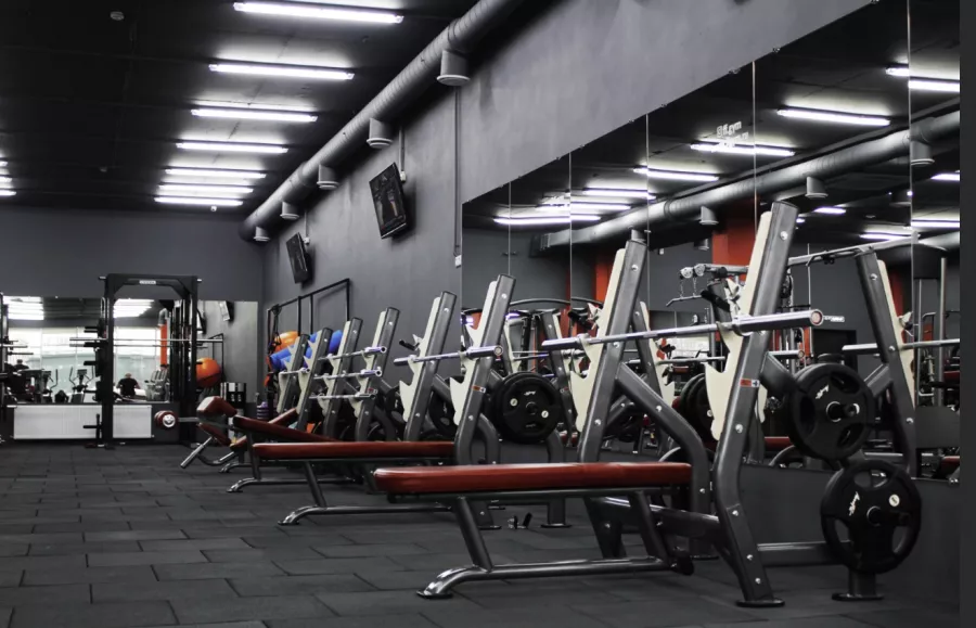 Фитнес-центр FFGYM в Новороссийске: Йога, Пилатес, Тренажёрный зал, Фитнес-бар, Массаж, Тренировки, Занятия с весом, Зумба,