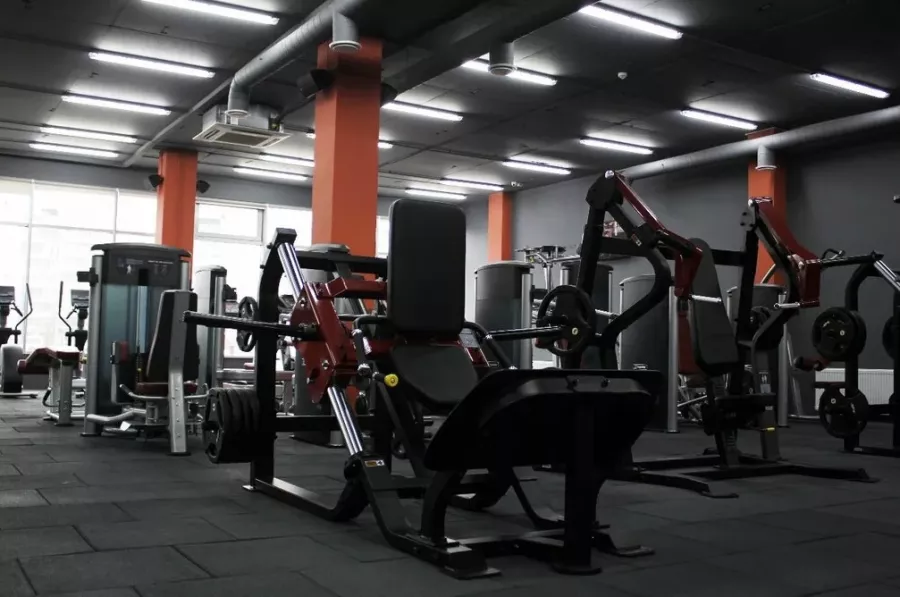 Фитнес-центр FFGYM в Новороссийске: Йога, Пилатес, Тренажёрный зал, Фитнес-бар, Массаж, Тренировки, Занятия с весом, Зумба,