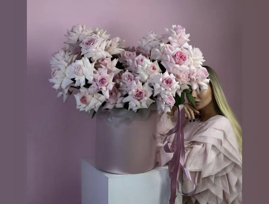 Цветочный магазин Cena Odna в Москве: Свадебный букет , Цветы, Букет, Подарки, Свадьба,