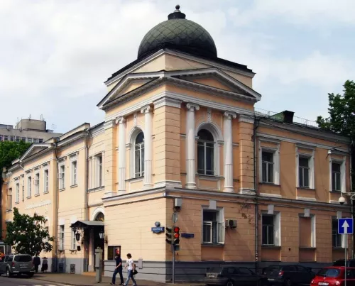 РАМ имени Гнесиных  в  Москве