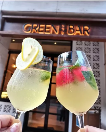 Ресторан Green Bar  в  Манила