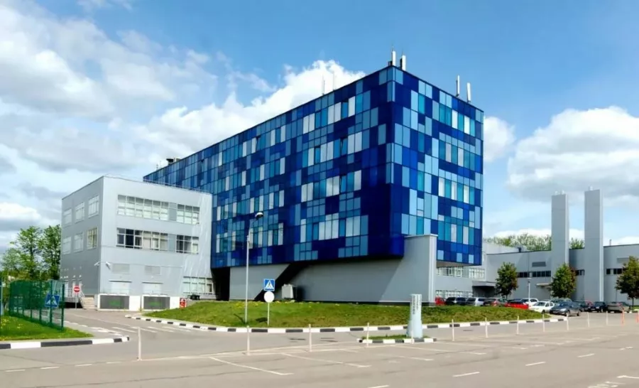 Российская экономическая школа  в  Москве