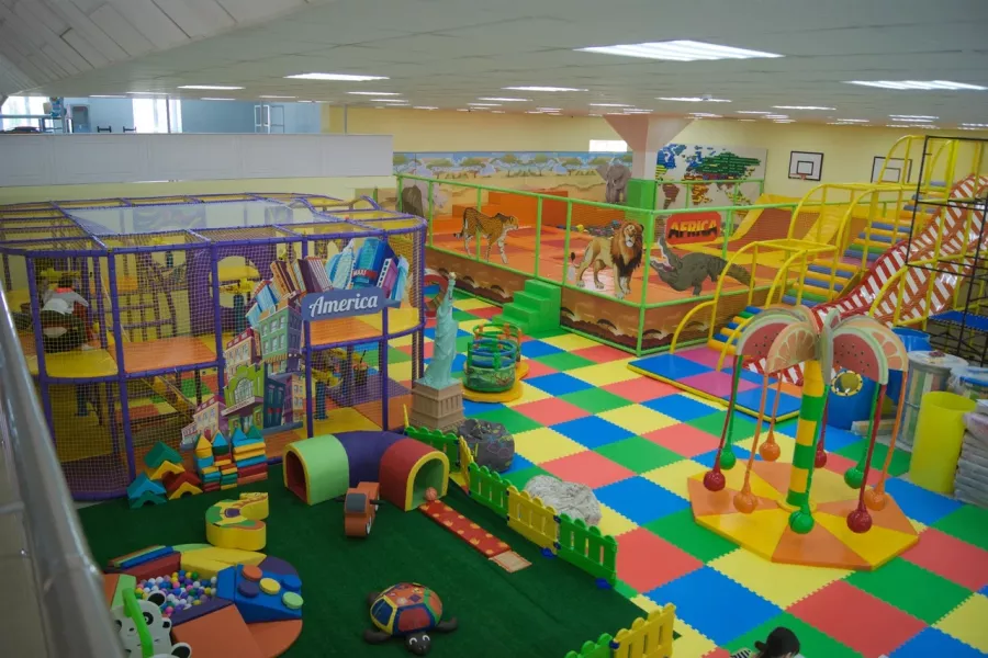 Детский парк 7 Континент в Геленджике: IT сервисы, Веревочный парк, Семейный отдых , Развлечение, Батут,