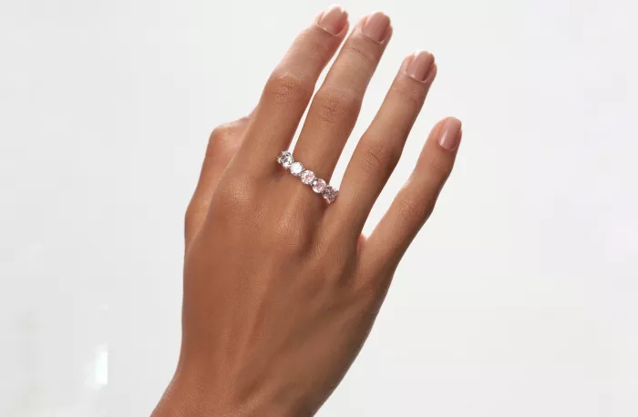 Магазин ювелирных изделий "Mie"