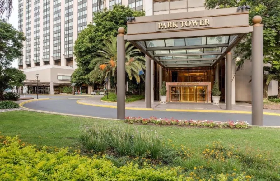 Отель Park Tower в Буэнос-Айрес (Аргентина): Отель 😴, Теннис, Бассейн, 5 Звёзд , Hotel, Tennis, Swimming pool , 5 Stars,