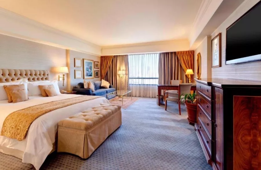 Отель Park Tower в Буэнос-Айрес (Аргентина): Отель 😴, Теннис, Бассейн, 5 Звёзд , Hotel, Tennis, Swimming pool , 5 Stars,