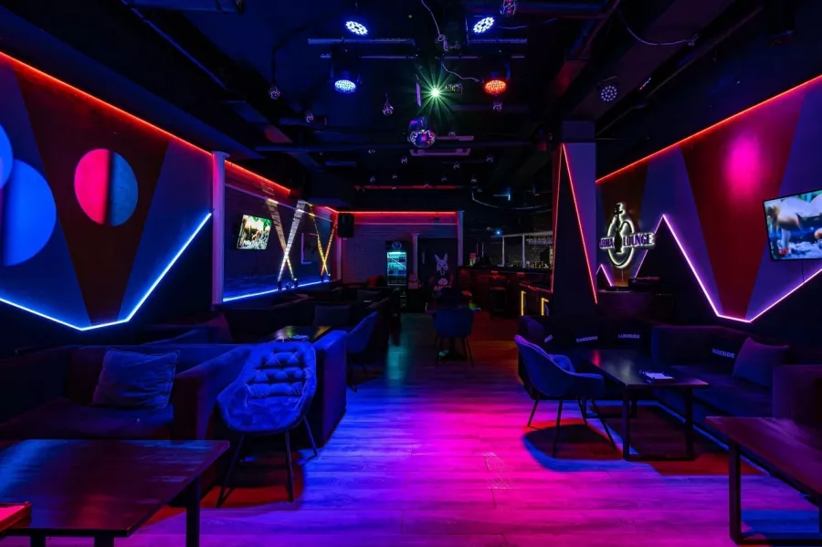 Караоке-клуб Arma Lounge в Москве: Вечеринки, Танцы, Чилим, Песни,