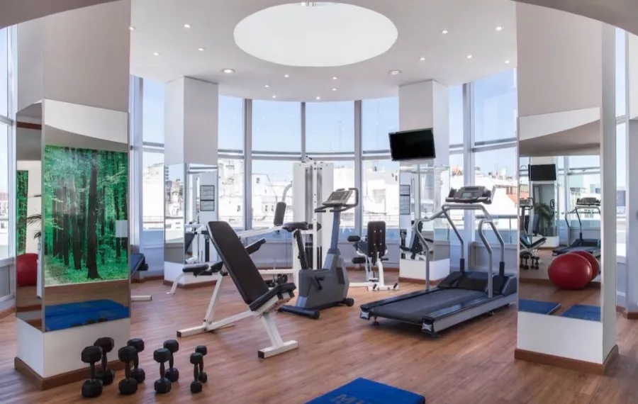 Отель NH Buenos Aires Latino в Буэнос-Айрес (Аргентина): Отель, VIP,