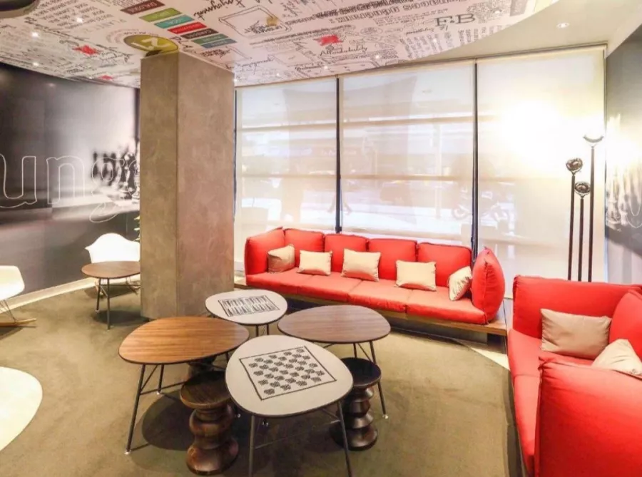 Отель Ibis Buenos Aires Obelisco в Буэнос-Айрес (Аргентина): VIP, Бар, Парковка, Отель,