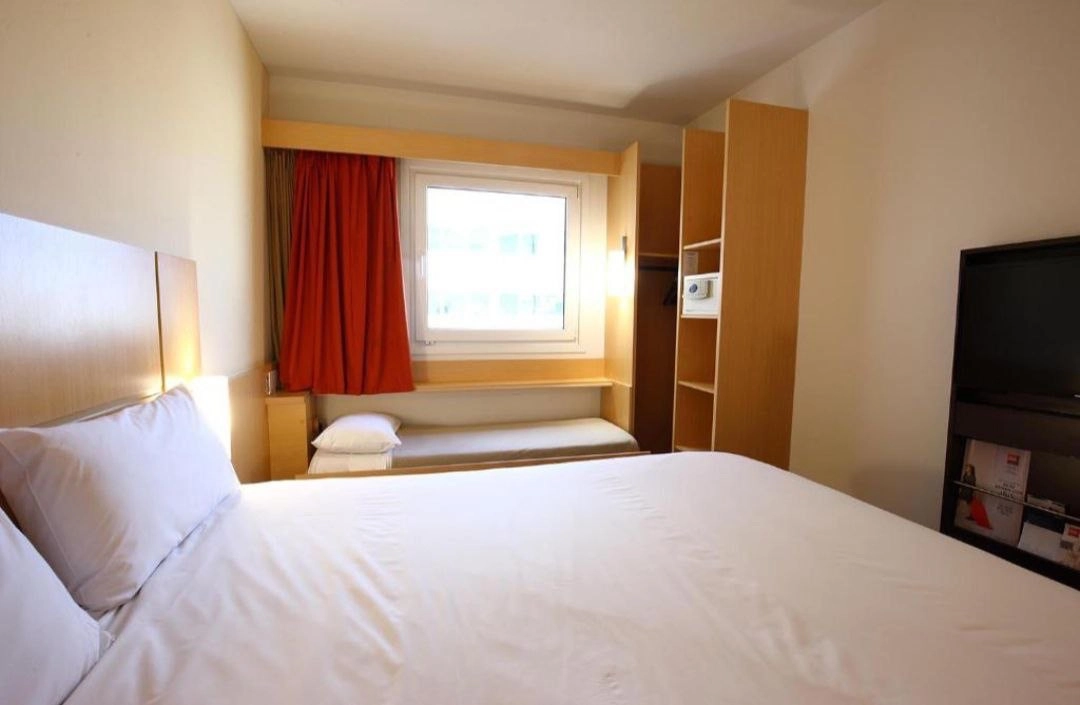 Отель «Ibis Buenos Aires Obelisco»