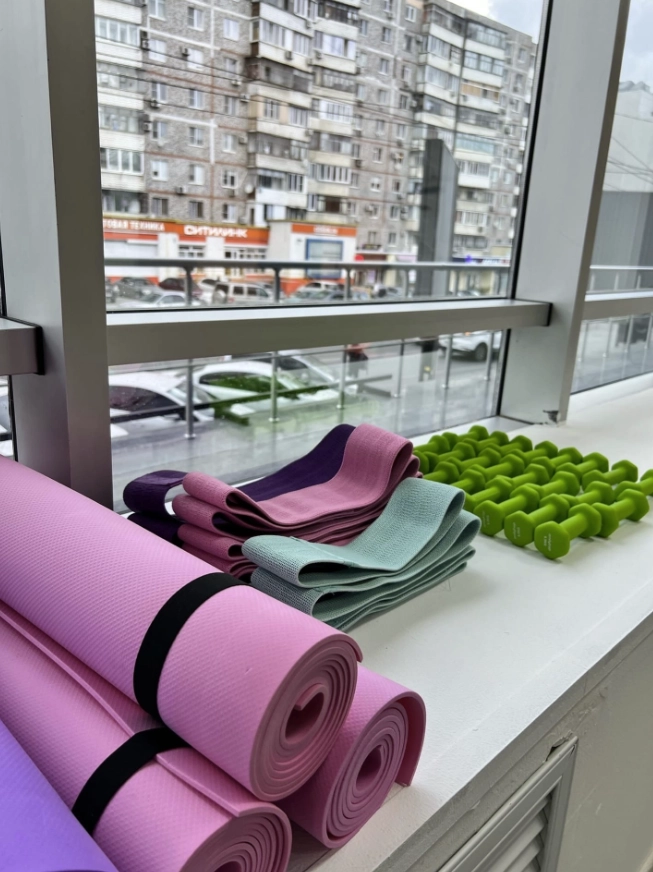 Фитнес-студия джампинга Joy jump в Новороссийске: Фитнес, Развитие, Джампинг, Групповые занятия, Прыжки,