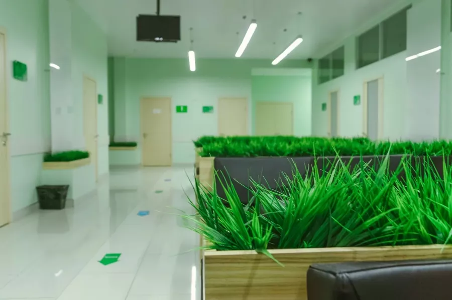 Медицинский центр Профи Клиник в Владивостоке: Невролог, Врач, Доктор, Терапевт, Стационар, Клиника, Больница,