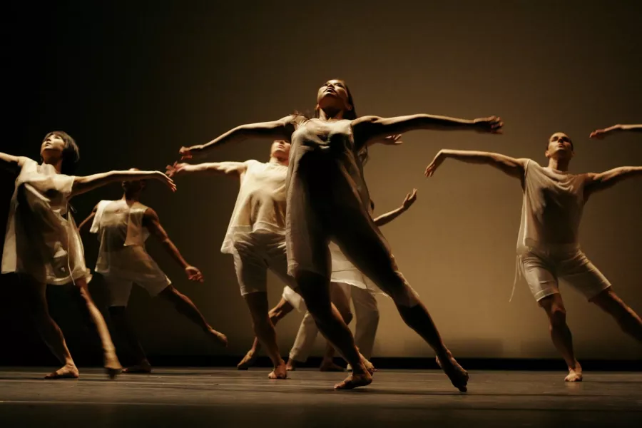 Центр хореографического искусства Allonge в Уссурийске: Детям, Танцы, Зал, Хореография, Растяжка, Школа,