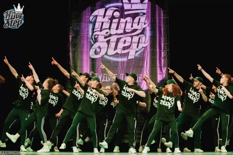 Студия танцев Kingstep в Казани: Танцы, Зал, Хореография, Школа танцев, Дети, Растяжка,