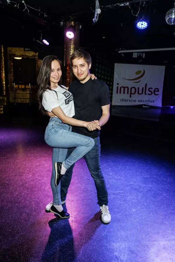 Студия танца Impulse в Казани: Танцы, Зал, Хореография, Школа танцев, Бачата, Растяжка,