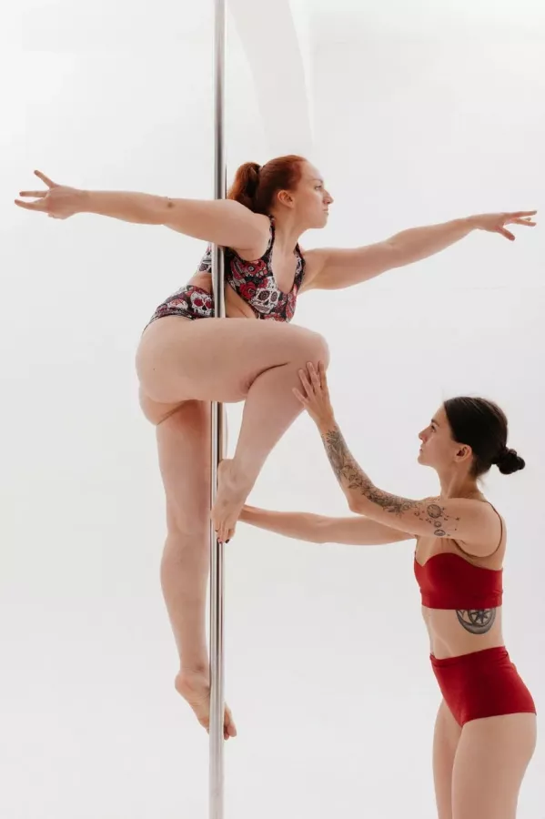 Студия танцев Jk Pole Fit Studio в Казани: Танцы, Зал, Хореография, Школа танцев, Pole Dance, Растяжка,