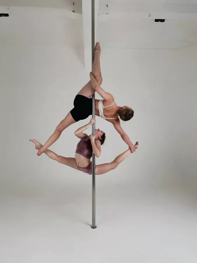 Студия танцев Jk Pole Fit Studio в Казани: Танцы, Зал, Хореография, Школа танцев, Pole Dance, Растяжка,