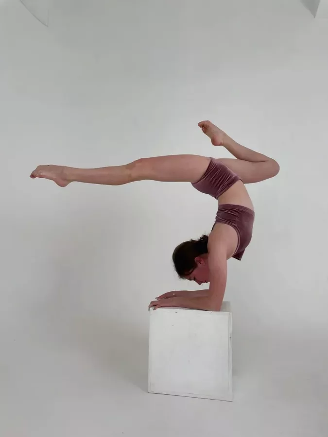 Студия танцев Jk Pole Fit Studio в Казани: Танцы, Зал, Хореография, Школа танцев, Pole Dance, Растяжка,