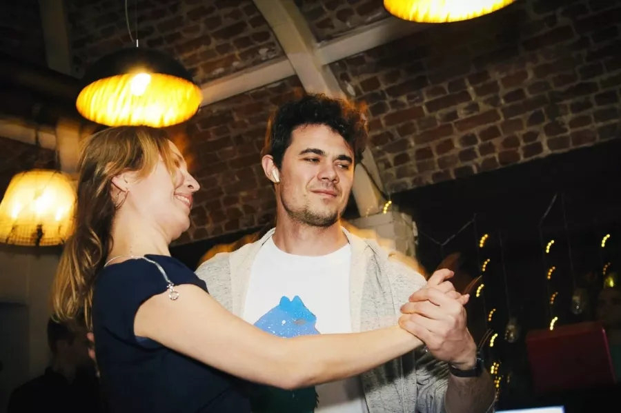 Школа танцев Yansa в Казани: Танцы, Зал, Хореография, Школа танцев, Растяжка,