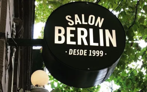 Барбершоп Salón Berlín  в  Буэнос-Айрес (Аргентина)