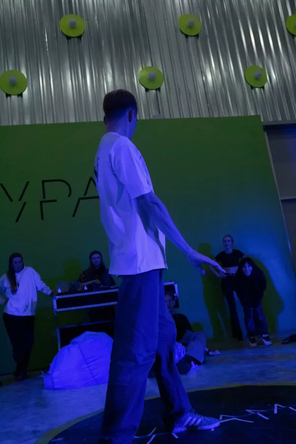 Центра танца Level Up в Казани: Танцы, Зал, Хореография, Школа танцев, Растяжка,