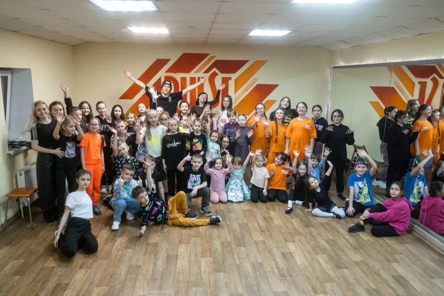 Школа танцев Pulse в Казани: Танцы, Зал, Хореография, Школа танцев, Растяжка,