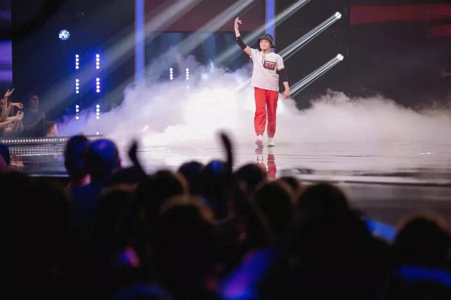 Студия танцев One в Казани: Танцы, Зал, Хореография, Школа танцев, Break Dance, Растяжка,