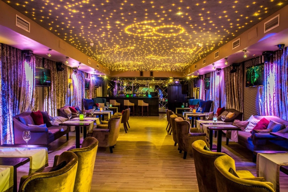 Караоке-клуб "Vegas"