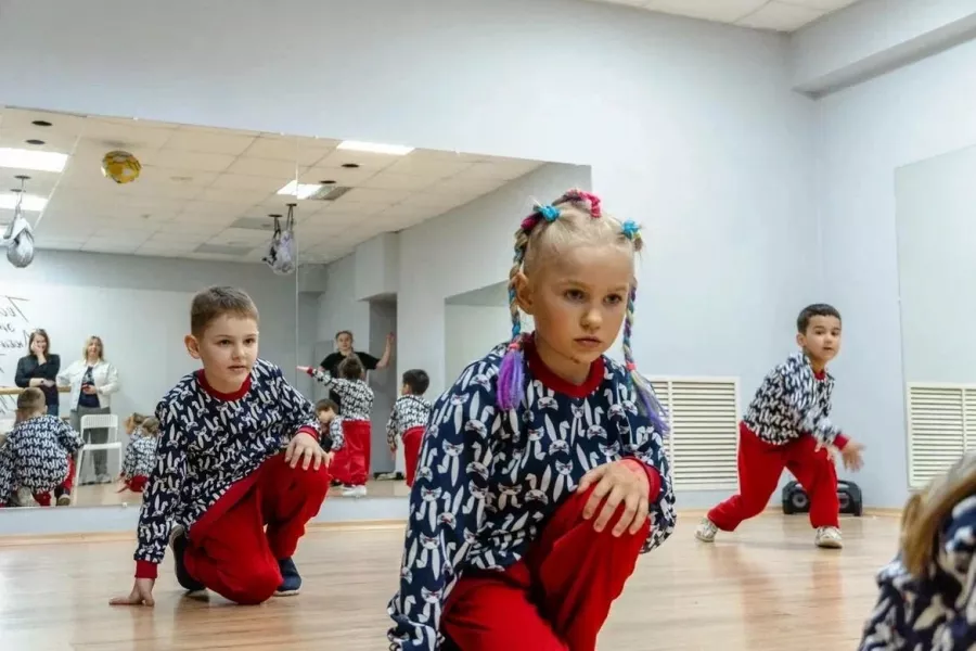 Школа танцев Не просто танцы в Казани: Танцы, Зал, Хореография, Школа танцев, Балет, Растяжка,