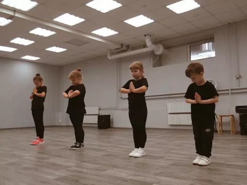 Дом современного танца «AM Studio»
