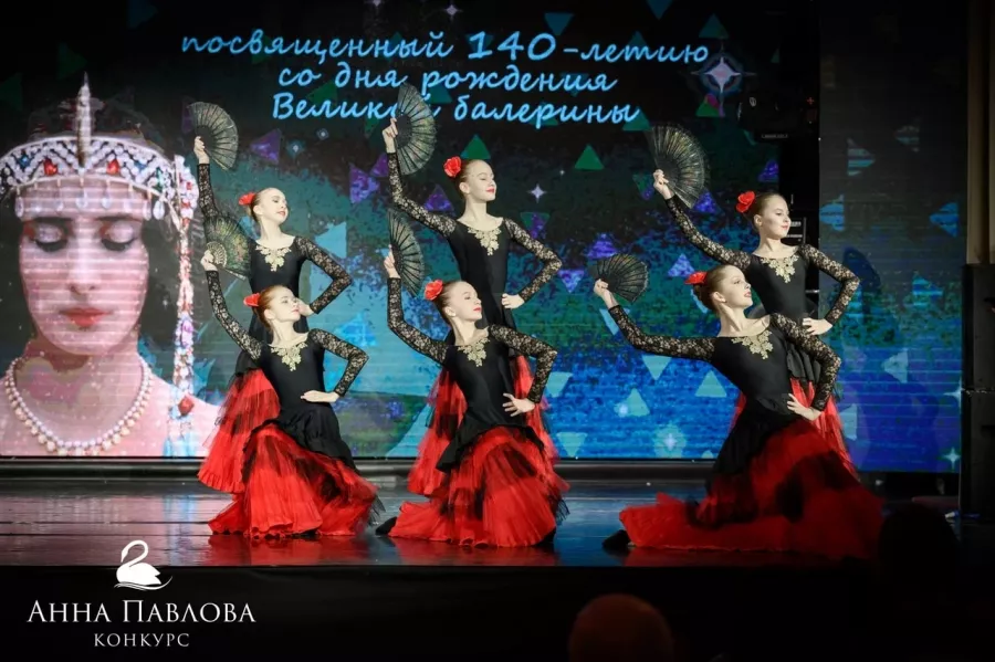Школа танцев Арабеск в Ижевске: Спорт, Танцы, Зал, Хореография, Балет, Растяжка, Школа,