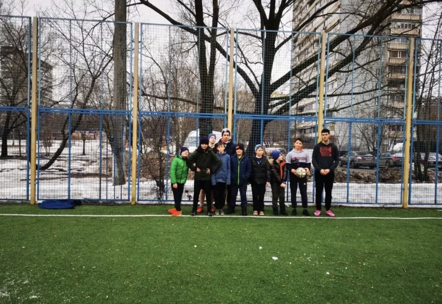 Футбольный клуб Young в Москве: Футбольный мяч , Футбольный клуб , Футбол , Тренировки , Тренер , Команда ,