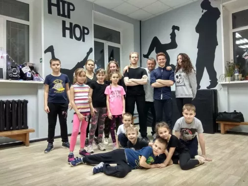 Школа современного танцевального спорта "Шоу"