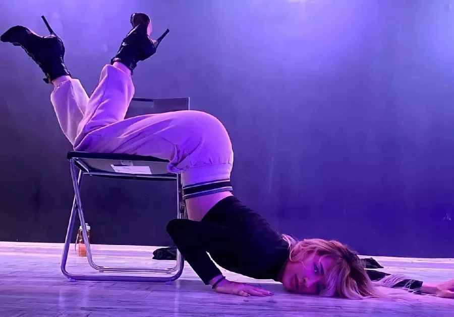 Студия танцев Ю-Lady в Ижевске: Танцы, Зал, Хореография, Школа танцев, High Heels, Растяжка,