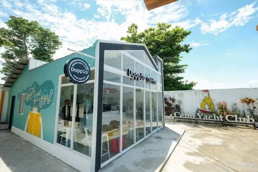 Яхт-клуб Cebu в Себу: Вода, Клуб, Ресторан, Яхта,