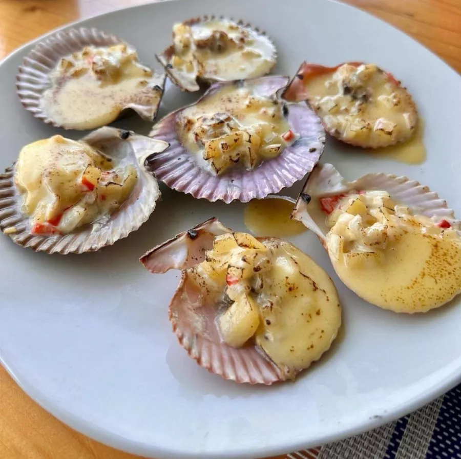 Яхт-клуб Cebu в Себу: Вода, Клуб, Ресторан, Яхта,