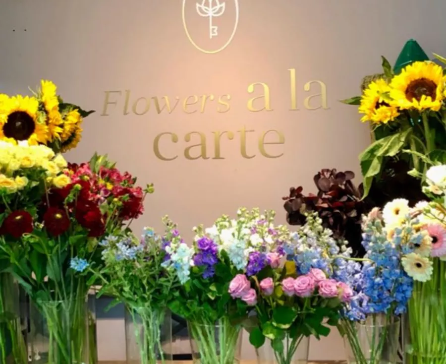 Магазин цветов Flowers a la carte в Санкт-Петербурге: Магазин, Цветы, Свадьба,