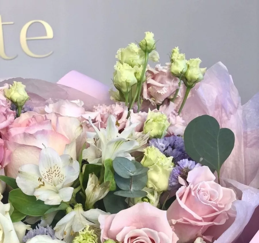 Магазин цветов Flowers a la carte в Санкт-Петербурге: Магазин, Цветы, Свадьба,