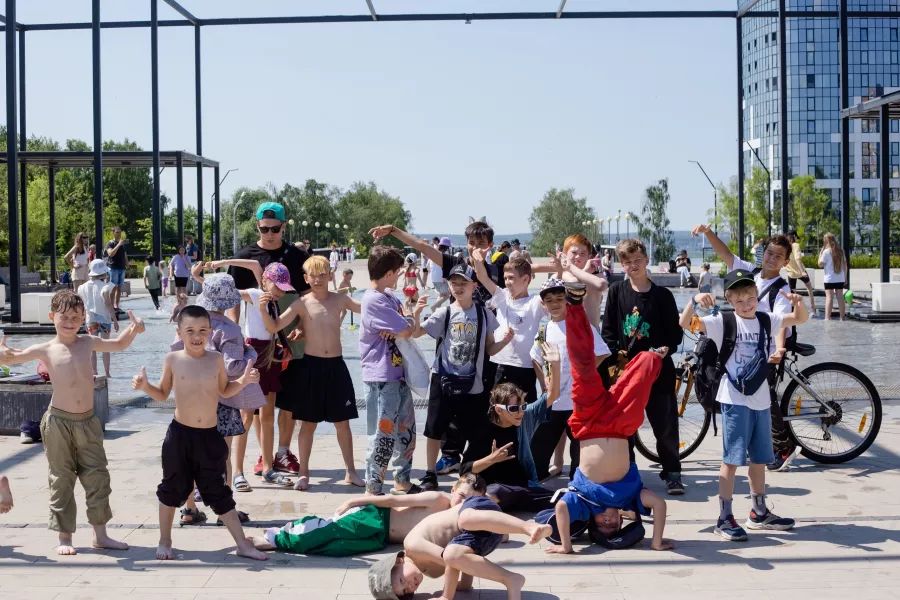 Школа танцев За развитие брейк-данса в Ижевске: Танцы, Зал, Хореография, Растяжка, Школа,