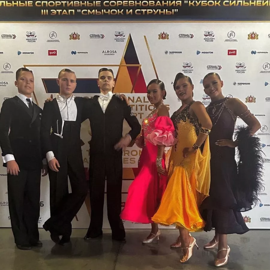 Школа танцев Динамо в Ижевске: Спорт, Танцы, Зал, Хореография, Растяжка, Школа,