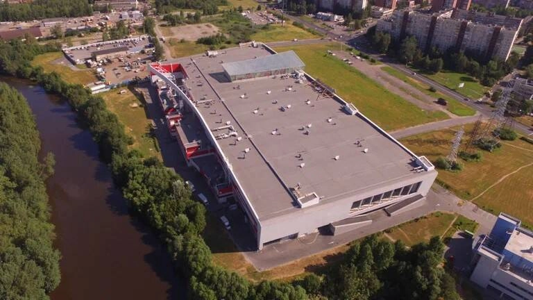 Строительный магазин Максидом на Передовиков  в  Санкт-Петербурге