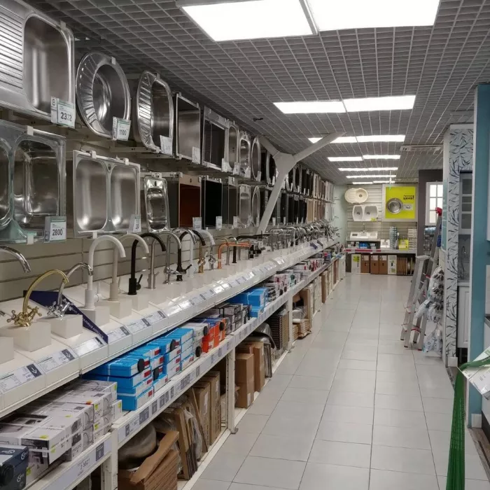 Строительный магазин "Леруа Мерлен"