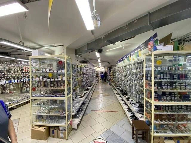 Строительный магазин Строитель на проспекте Просвещения в Санкт-Петербурге: Строителям надо, Ремонтные принадлежности, Строительные магазины, Магазины, Инструменты, Ремонт, Ритейл, Интерьер,