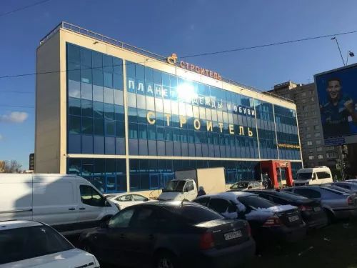 Строительный магазин Строитель на Дачном проспекте в Санкт-Петербурге